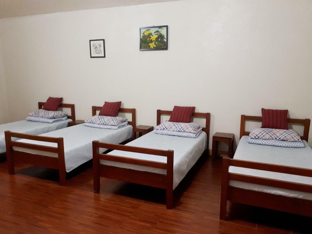 Minine Guesthouse Silang المظهر الخارجي الصورة