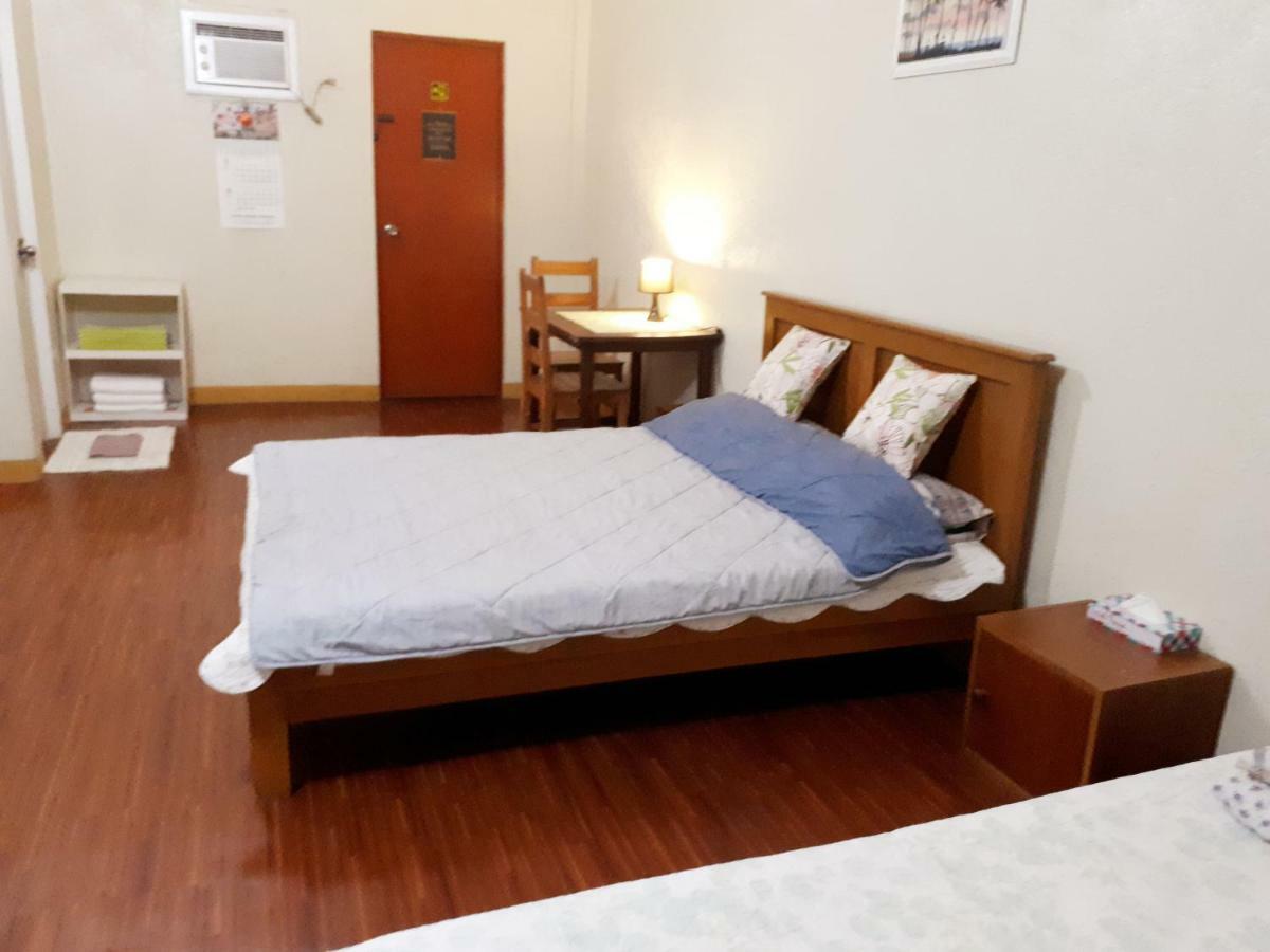 Minine Guesthouse Silang المظهر الخارجي الصورة