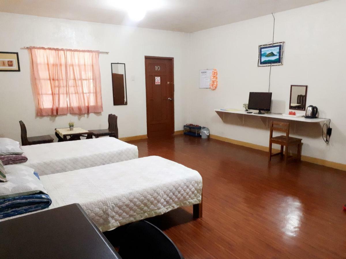 Minine Guesthouse Silang المظهر الخارجي الصورة