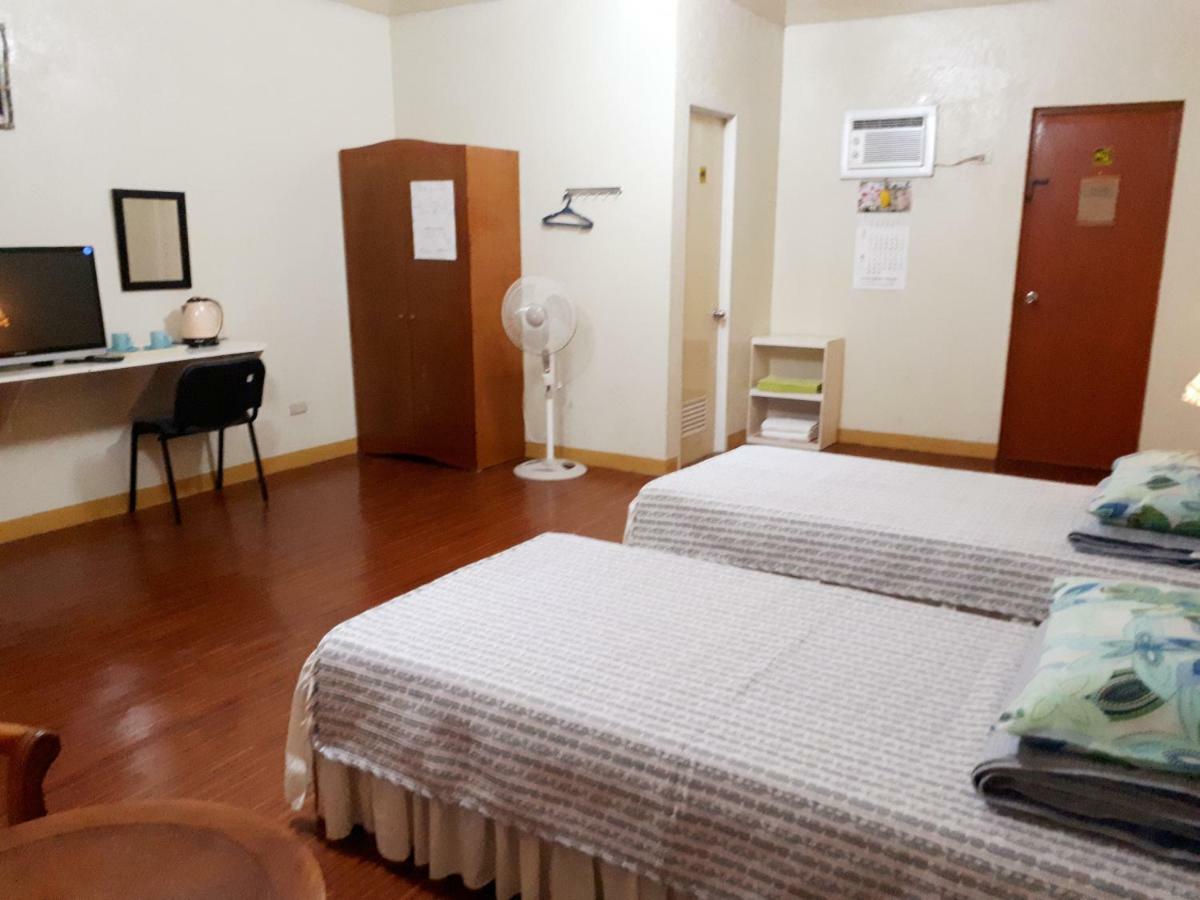 Minine Guesthouse Silang المظهر الخارجي الصورة