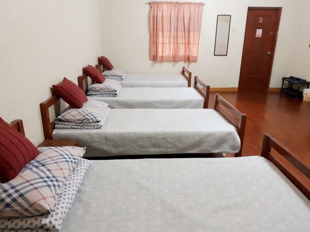 Minine Guesthouse Silang المظهر الخارجي الصورة